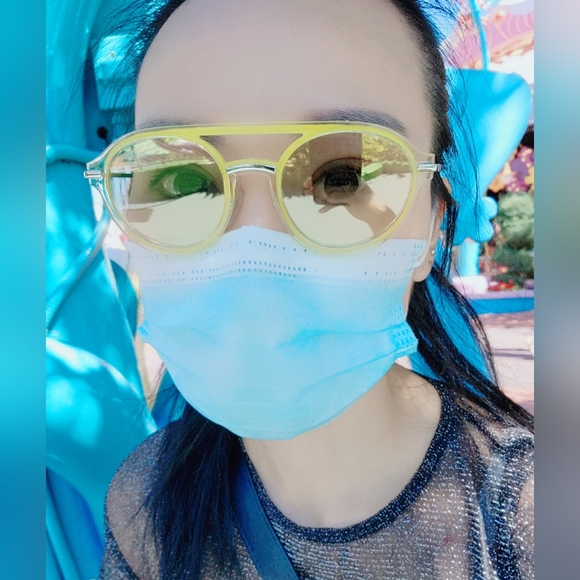 Prada Sunglasses - Picture 2 of 5